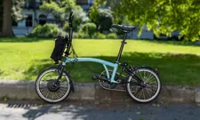 Thumbnail for article: Brompton roept elektrische vouwfietsen terug na reeks ongelukken