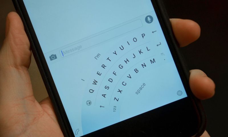 Op het iPhone-toetsenbord van Microsoft tik je met één hand