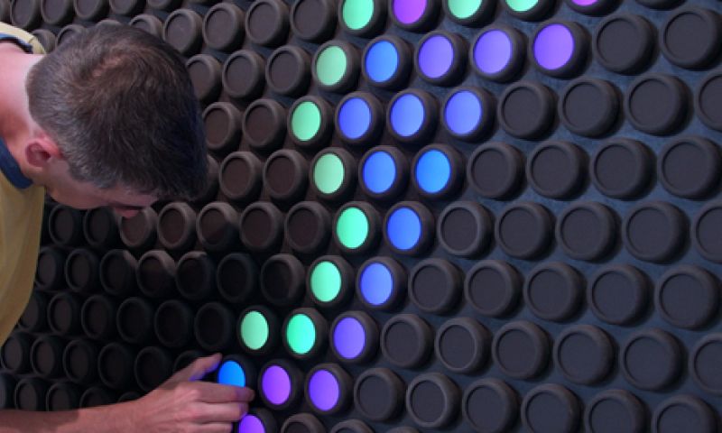 Maak met 464 knoppen zelf een kunstwerk