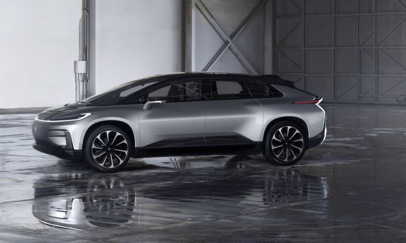 Tesla-concurrent Faraday kampt met geldtekort