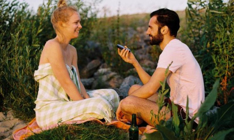 Nederlandse vertaalgadget haalt twee ton op