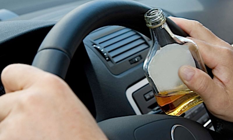 Zonder blazen: nieuw alcoholslot ruikt zuiplap achter het stuur