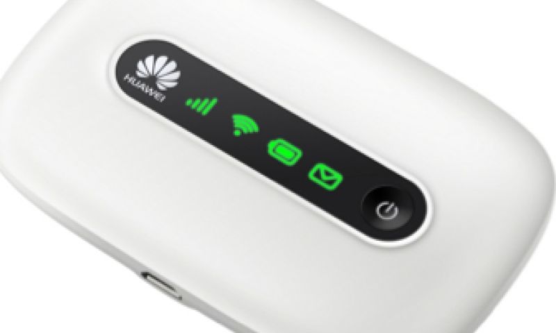 KPN mifi-router met simkaart biedt wifi voor 8 apparaten