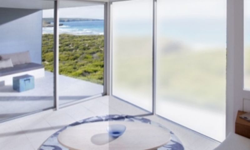 Vervang je gordijnen door een folie met wifi