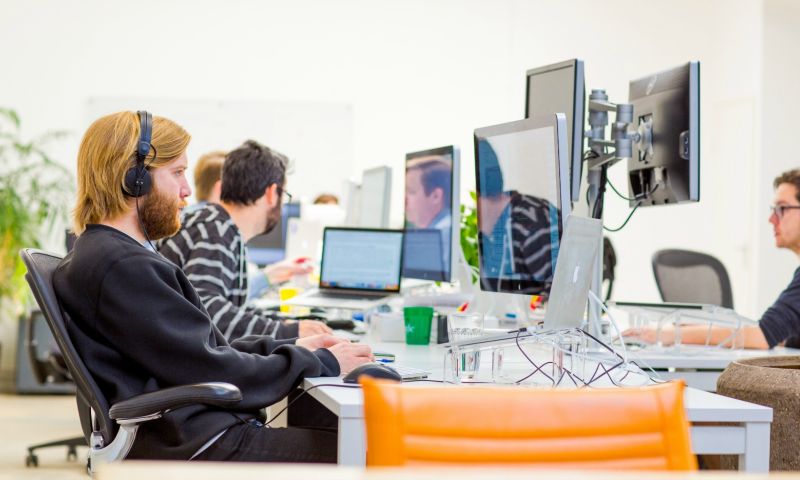 Nederlandse startup neemt onderdeel KPN over