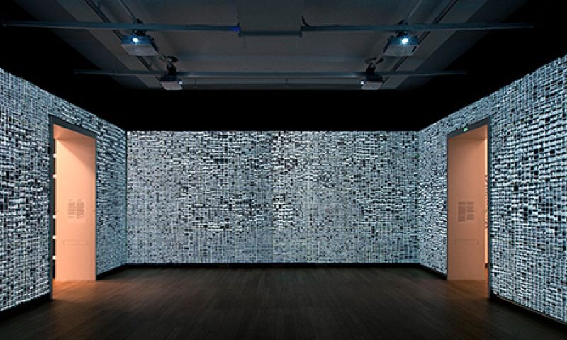 Stedelijk scoort internationaal met interactieve tekstmuur