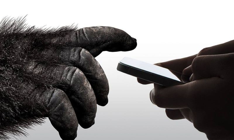 gorilla glass corning kapot scherm gebroken gevallen telefoon smartphone