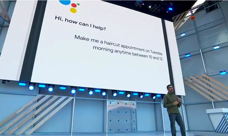 Google Assistant bellen met AI slimme assistent voert telefoongesprek