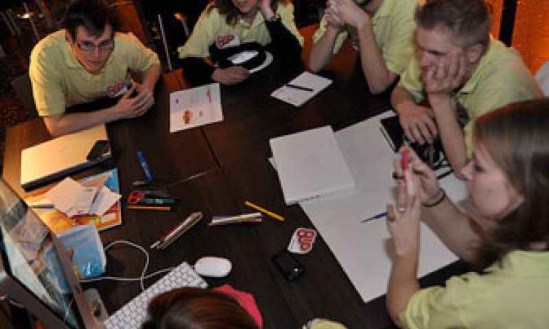 8 uur overwerken voor het goede doel