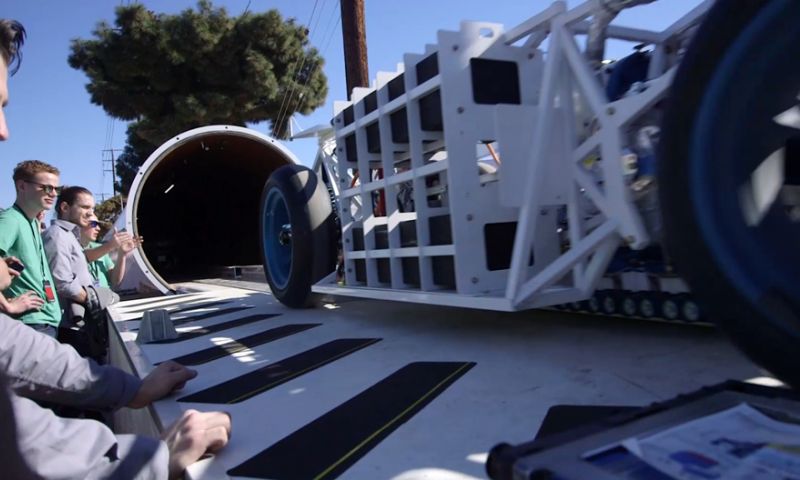 Vlog: Eerste tests Hyperloop door studenten TU Delft goed verlopen