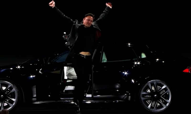 Tesla begint met leveringen van nieuwe Model S Plaid