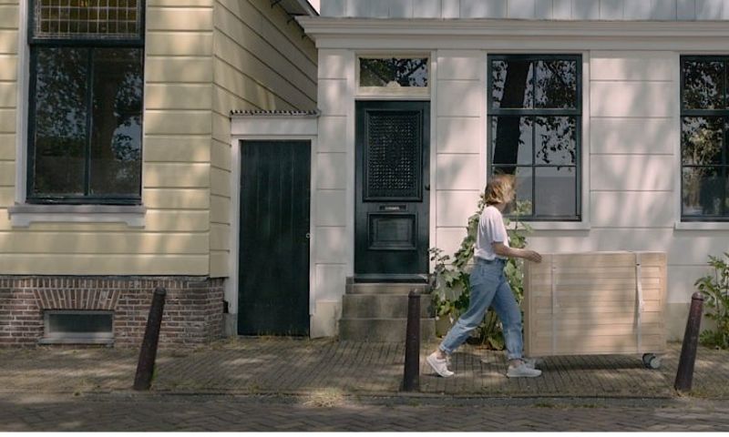 millennial nomadisch verhuizen tiny house leven uit een koffer