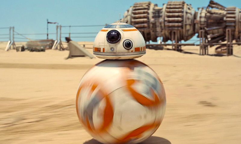 Deze speelgoed-BB–8 is wél op ware grootte