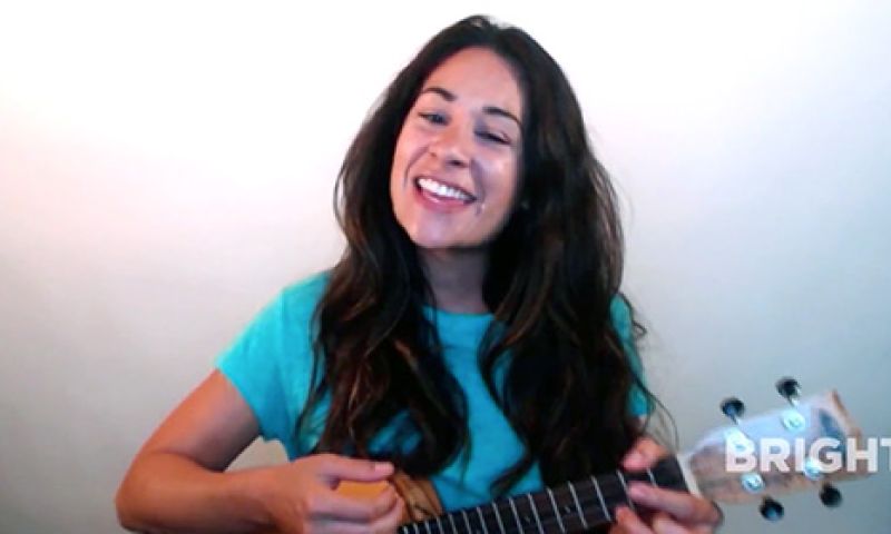 Extra: De nieuwe Bright TV jingle (video)