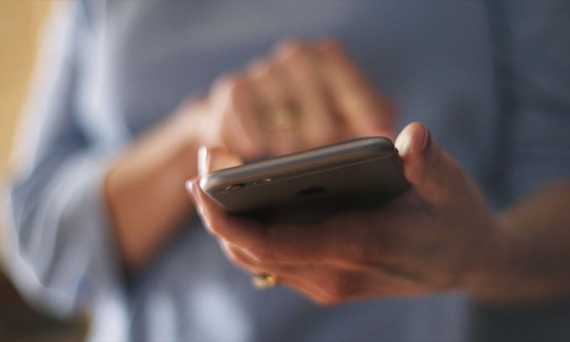 'Apple geeft iPhone volgend jaar oled-scherm'