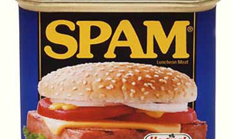 Nepprofielen op Facebook vaak van bi-vrouwen