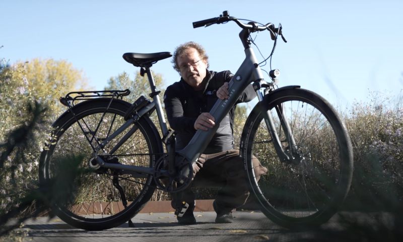 Drie op de tien Nederlanders rijden op elektrische fiets