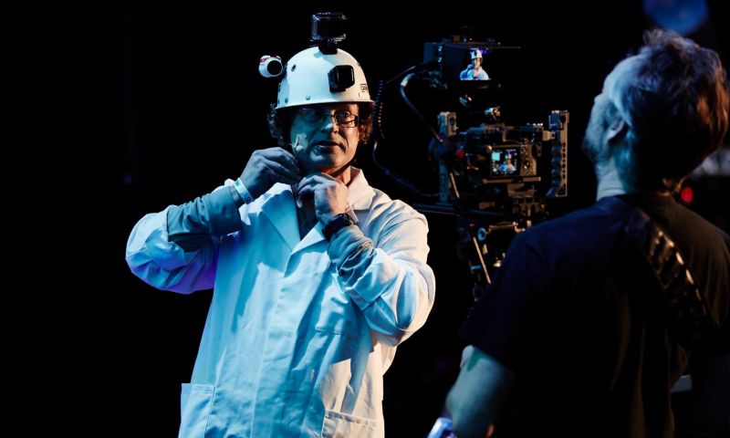 #BrightDay: Wat zit er in de Live Uitpakparty?