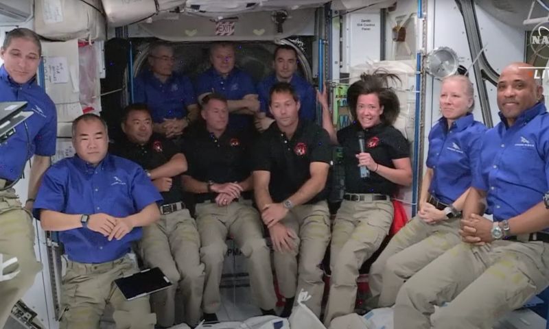 spacex crew iss 