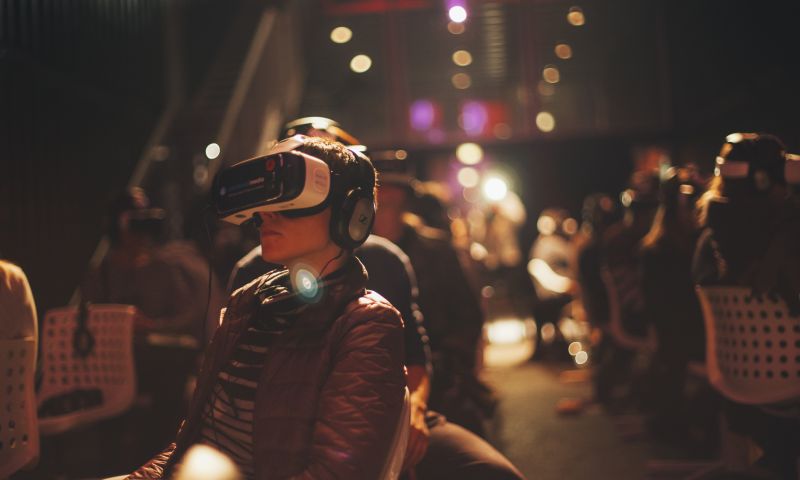 Amsterdamse VR-bioscoop heeft sinds vandaag een vaste stek