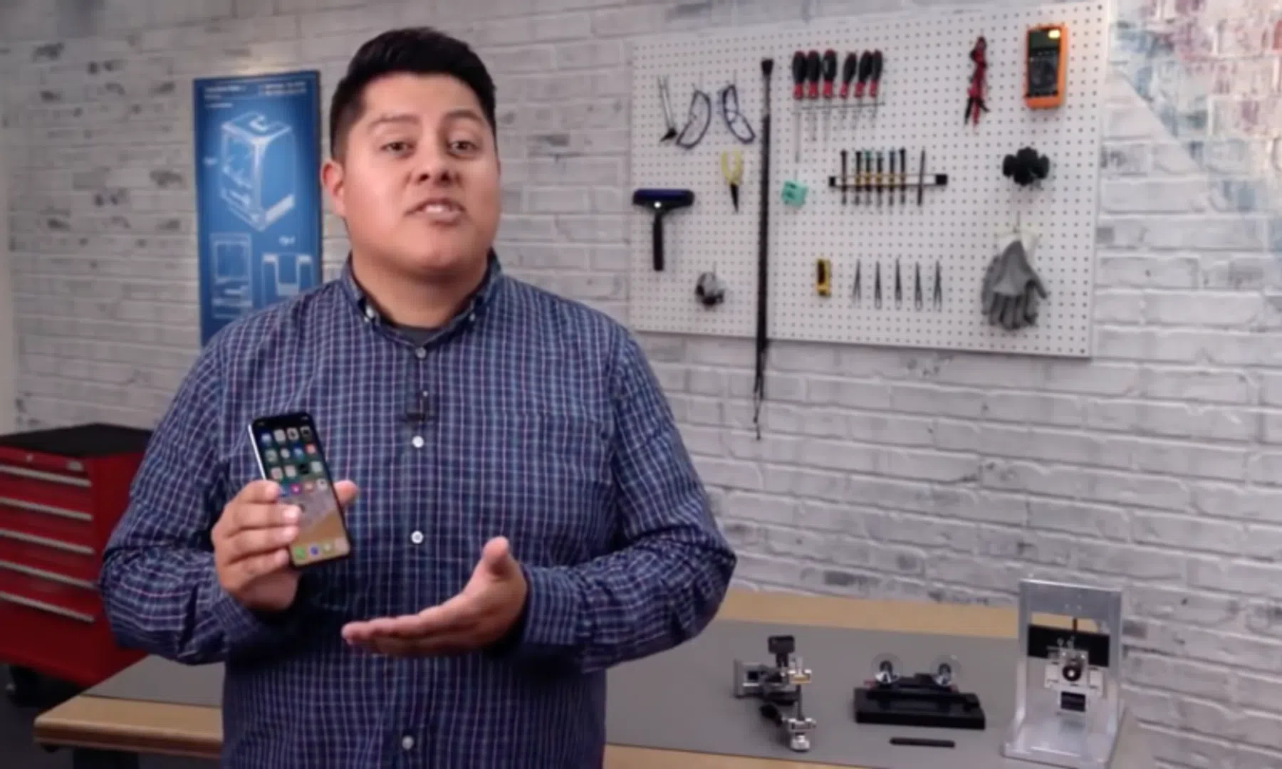 Interne iPhone-reparatievideo's Apple gelekt