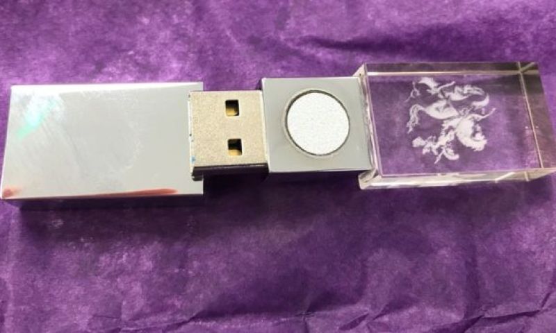 'Anti-5G-gadget' van 375 euro is eigenlijk gewone usb-stick