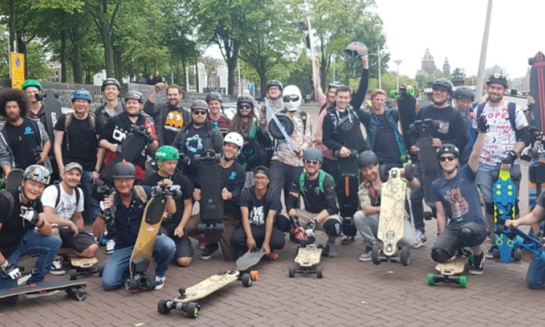 Petitie wil elektrische steppen en -skateboards op de openbare weg