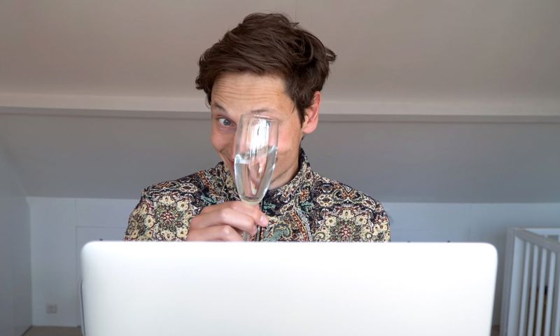 Samen op afstand: dit zijn de leukste online tips