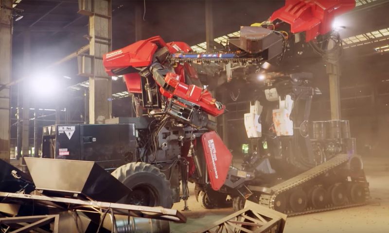 Video: eerste gevecht tussen mega-robots