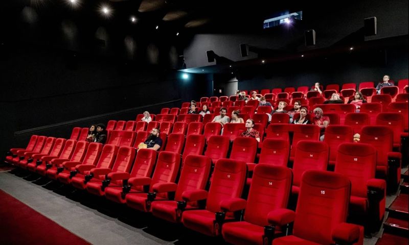 Aantal bioscoopbezoeken in 2021 verder gedaald