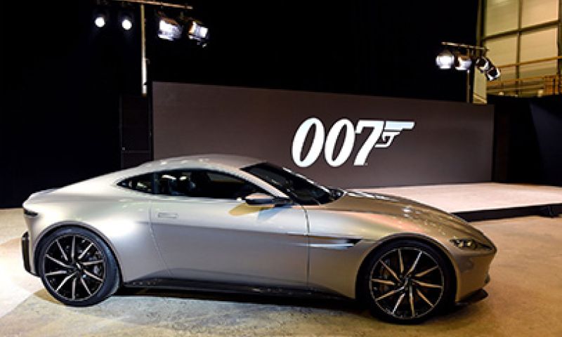 James Bond rijdt deze Aston Martin in de komende film