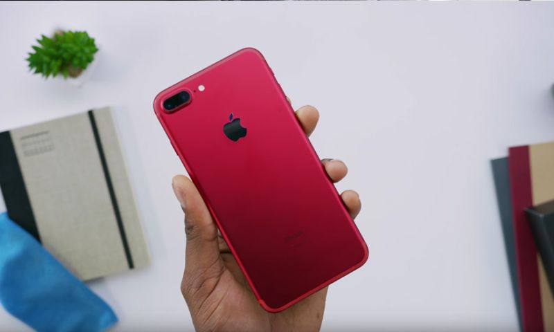 Video: de eerste unboxing van de rode iPhone 7