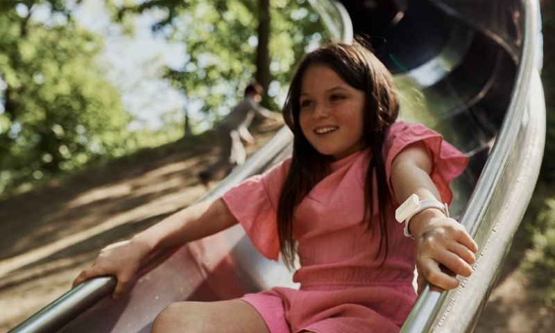 Anti-mug armband voor buitenshuis