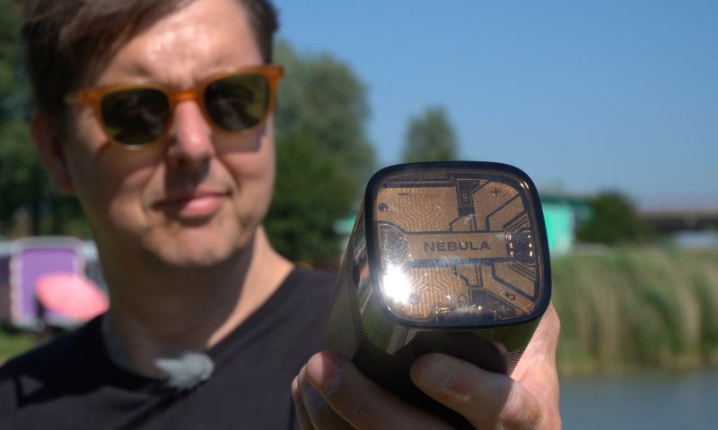 vakantie gadget mini-beamer tablet samsung galaxy tab ipad camping