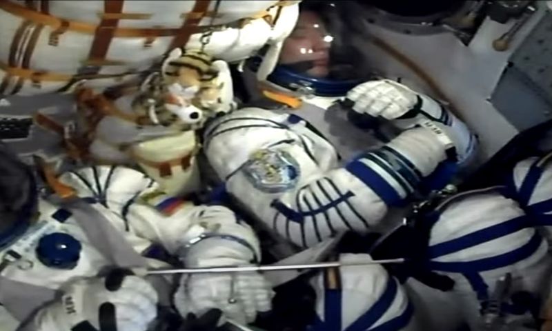 Drie Russische kosmonauten op weg naar ruimtestation ISS