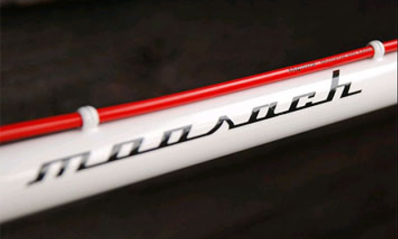 Exclusieve fiets met gerecycled frame