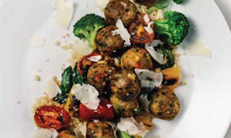 Meubelbeurs Milaan: Ikea heeft 'kookplaattafel' en groene balletjes