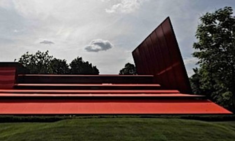 De tiende van de Serpentine Fallery