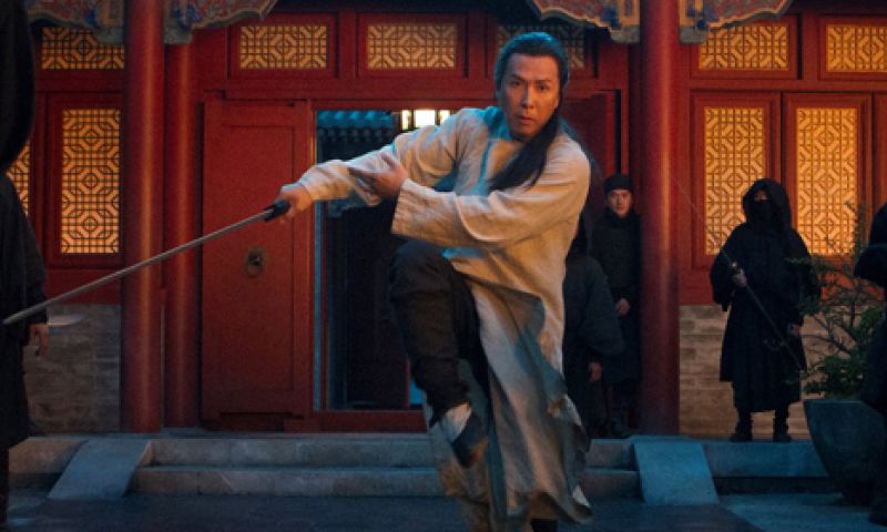 Eerste Netflix Original-film tegelijk in bios