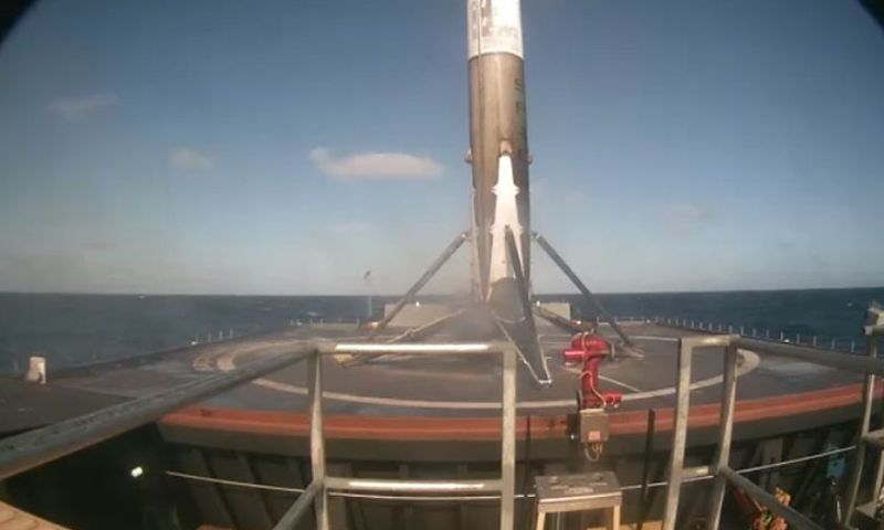 © SpaceX