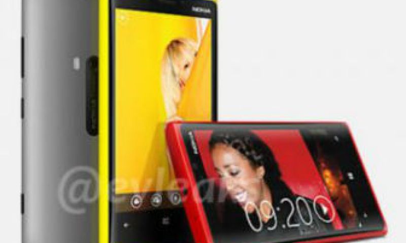 Eerste Windows Phone 8-toestellen gaan knallen