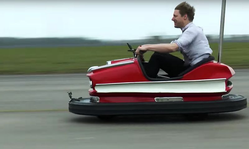 Video: Colin Furze maakt 's werelds snelste botsauto