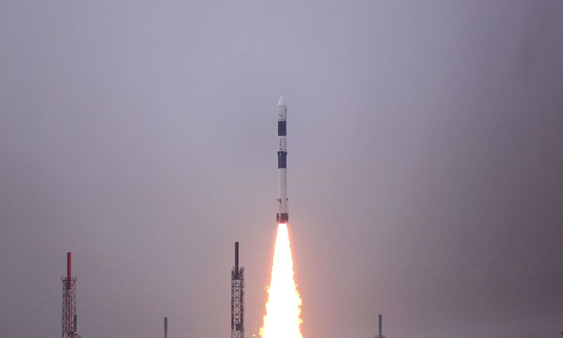 Delftse satelliet gelanceerd vanuit India