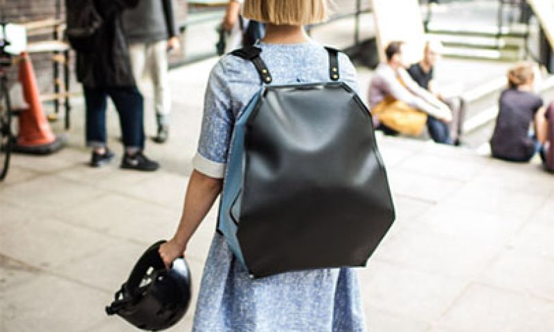 Uitvinding: blaas je tas op om je gadgets te beschermen