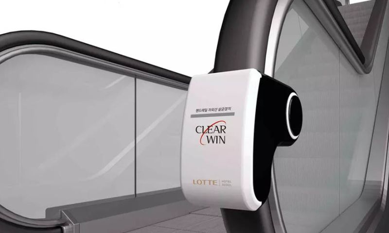 Gadget maakt roltrapleuningen schoon met uv-licht