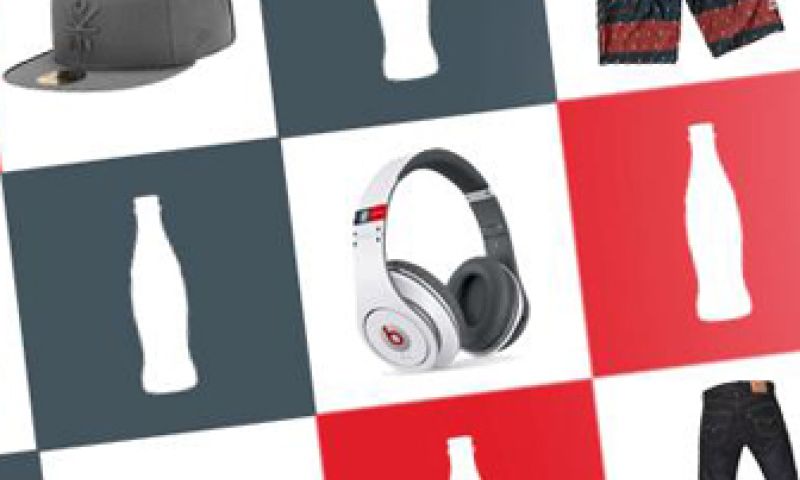 Colaflessen in je spijkerbroek en koptelefoon