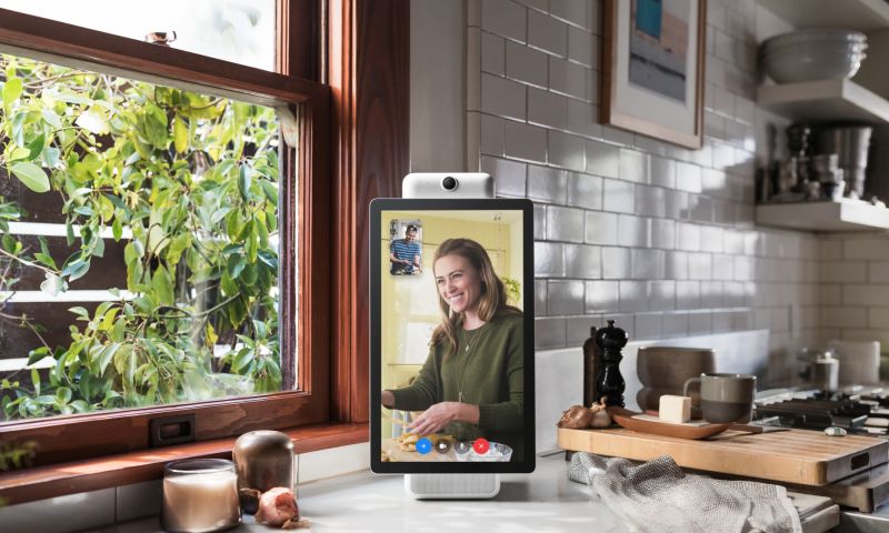 facebook portal chat camera videobellen liegen jokken