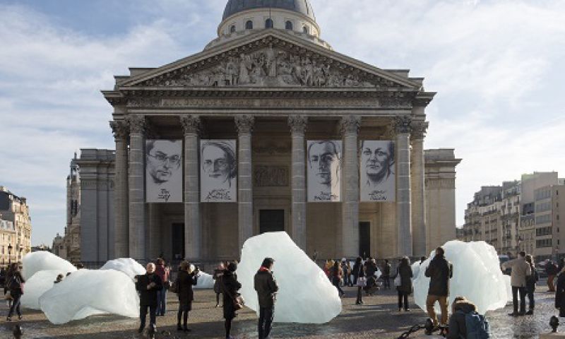 IJsbergen in Parijs: kunst over klimaatverandering