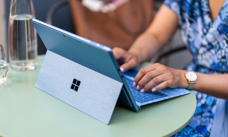 microsoft surface pro 9 computer laptop tablet