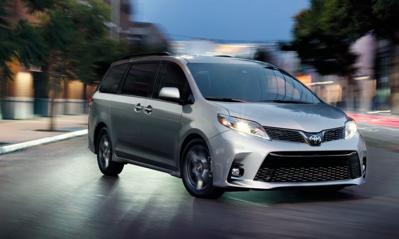 zelfrijdende toyota sienna technologie uber